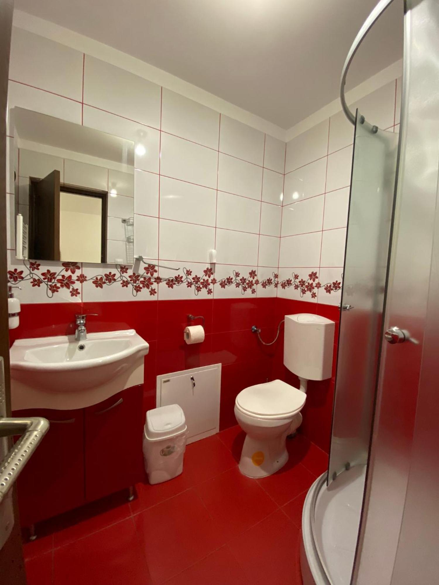 Triple Room with Private Bathroom,1506490048:JPEG